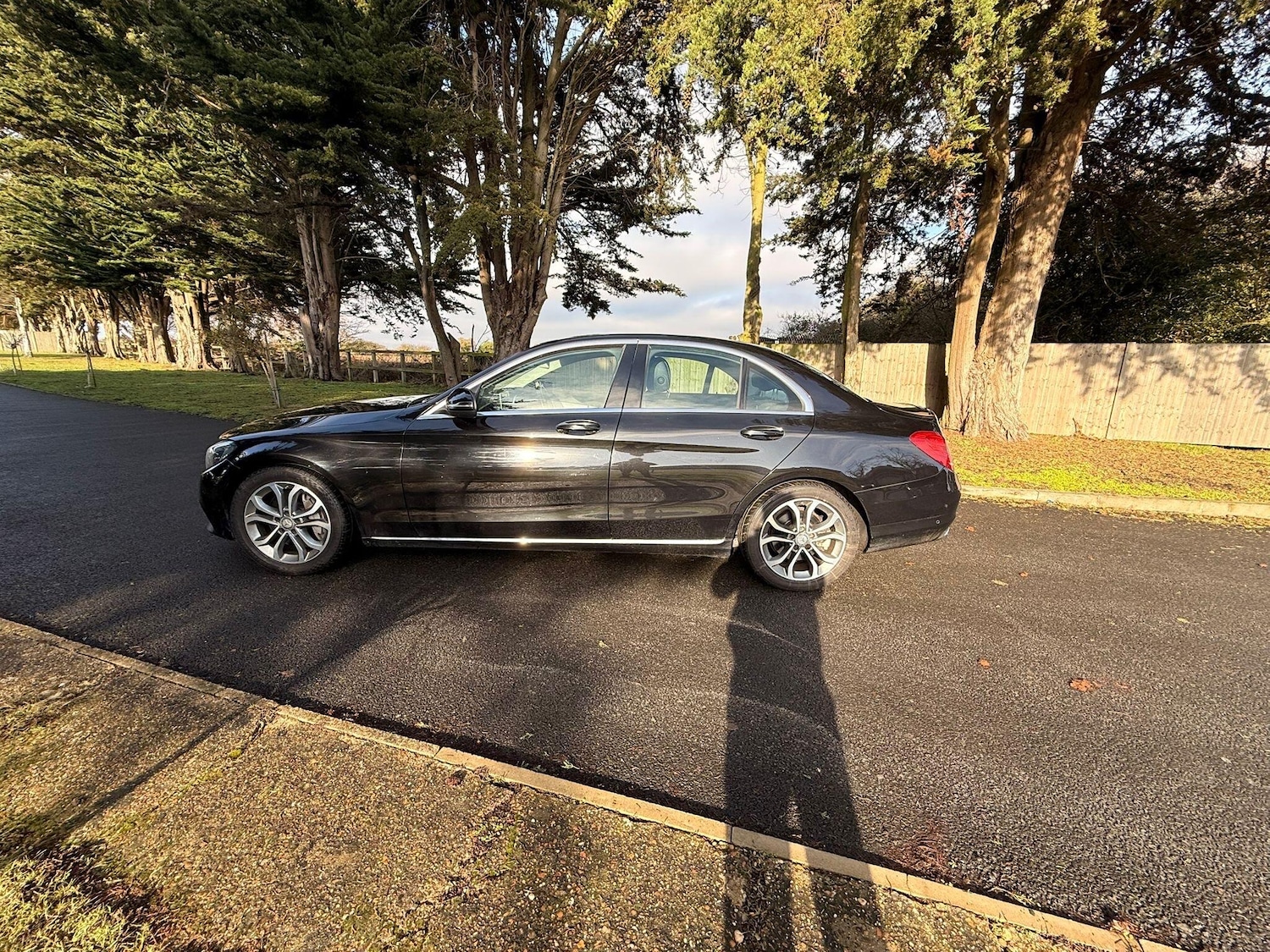 Used Mercedes-Benz C Class 2016 for sale - 77550358: Photo 2