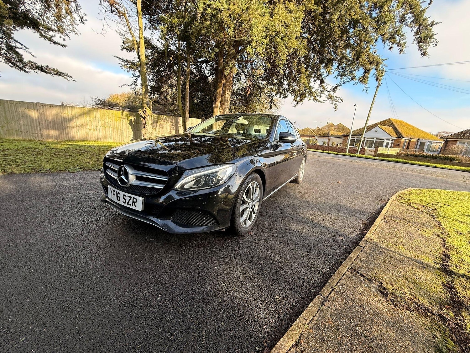 Used Mercedes-Benz C Class 2016 for sale - 77550358: Photo 4