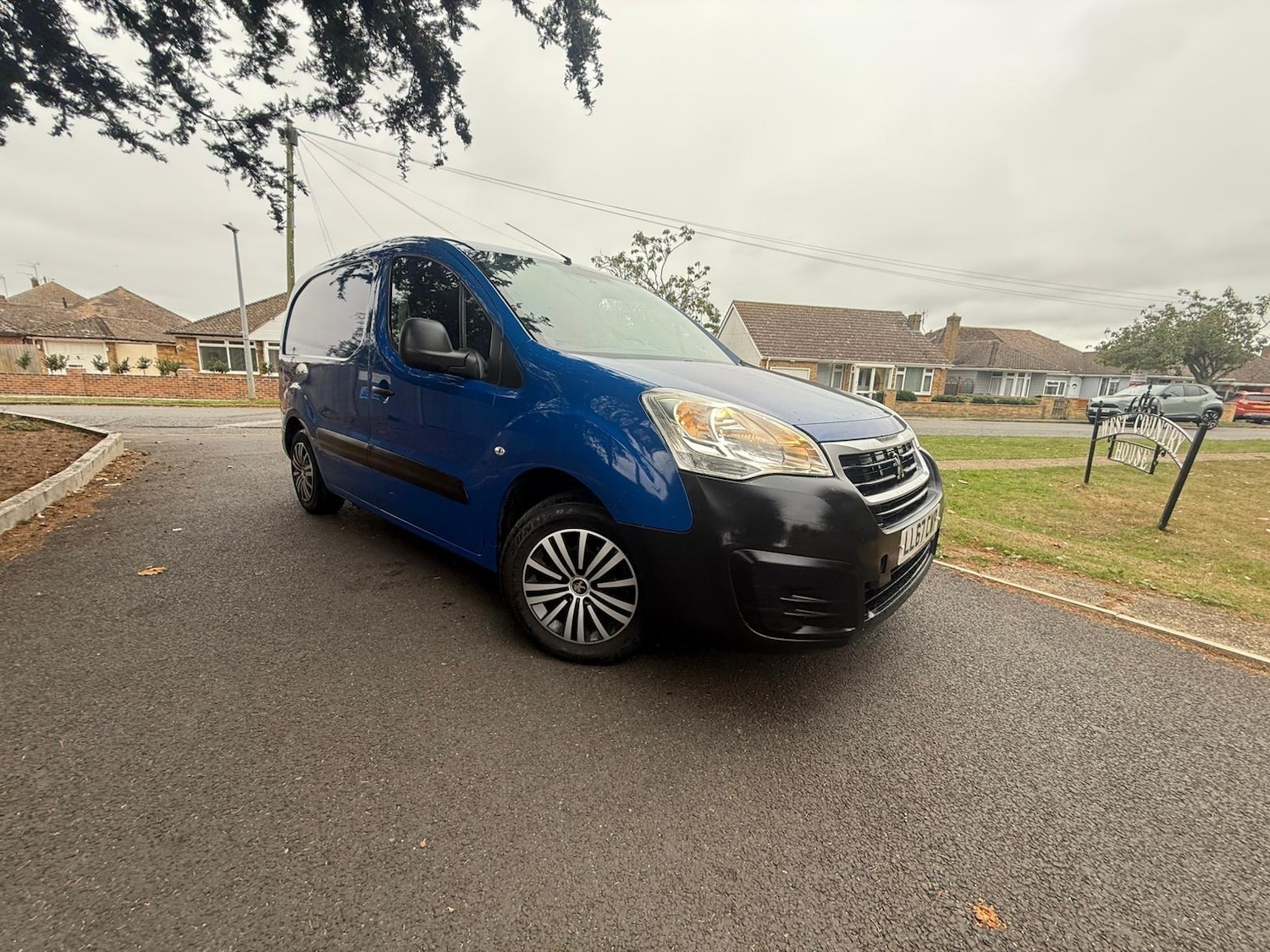 Used Peugeot Partner 2017 for sale - 77001098: Photo 14