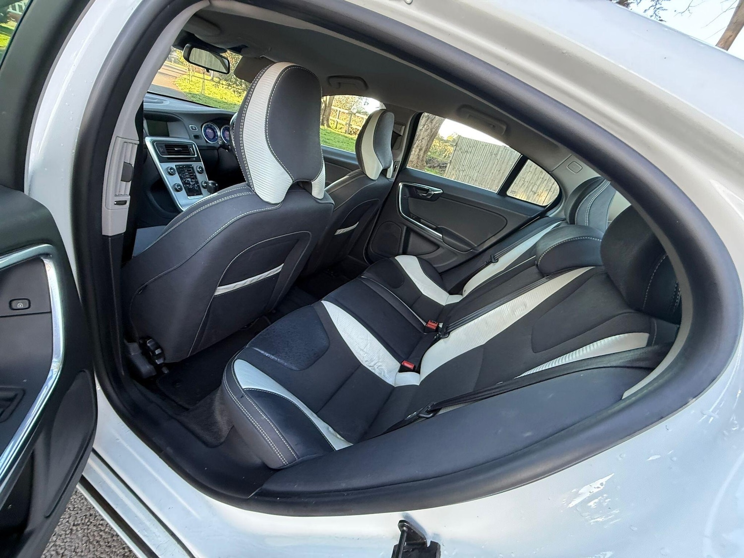 Used Volvo S60 2013 for sale - 76728878: Photo 12