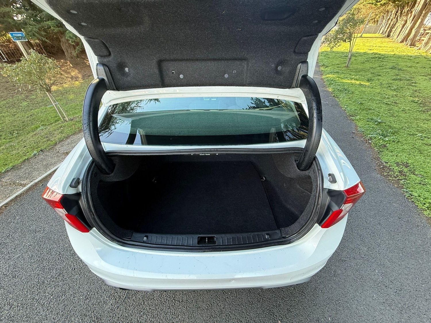 Used Volvo S60 2013 for sale - 76728878: Photo 19