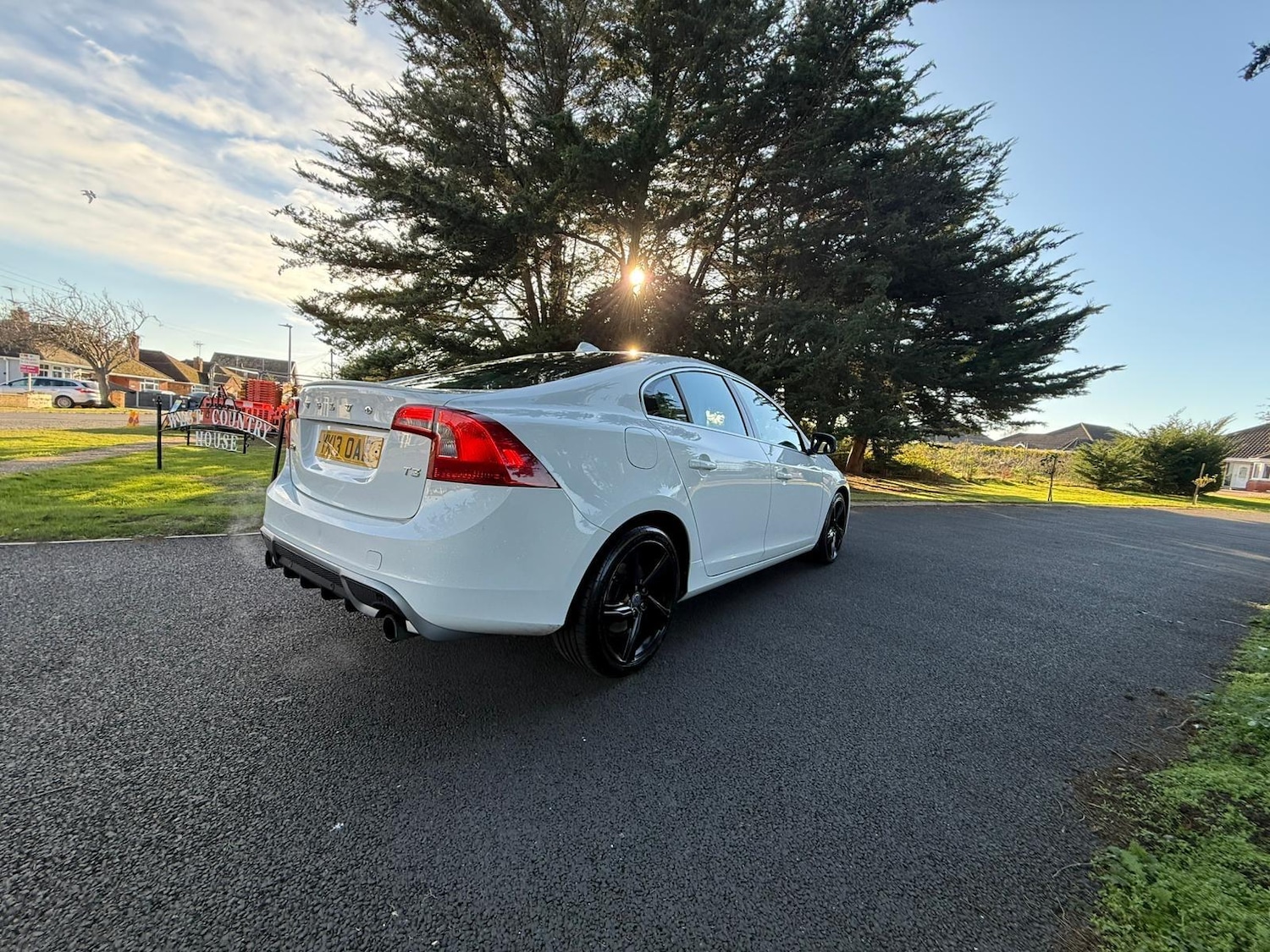 Used Volvo S60 2013 for sale - 76728878: Photo 2