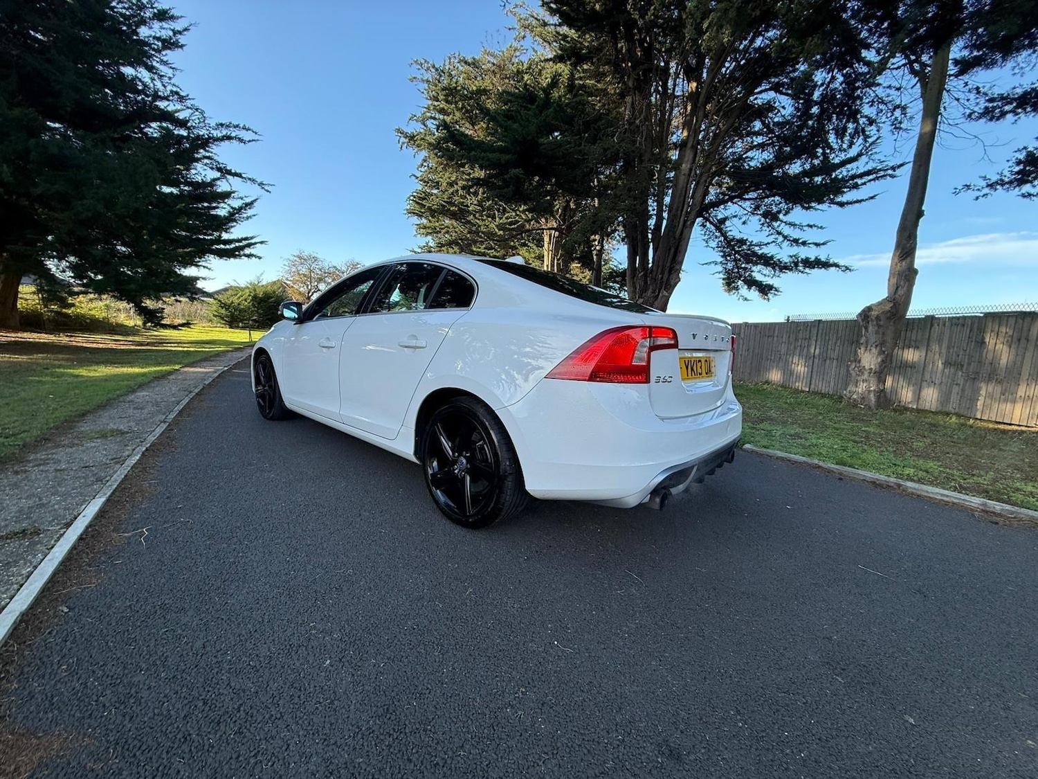 Used Volvo S60 2013 for sale - 76728878: Photo 4