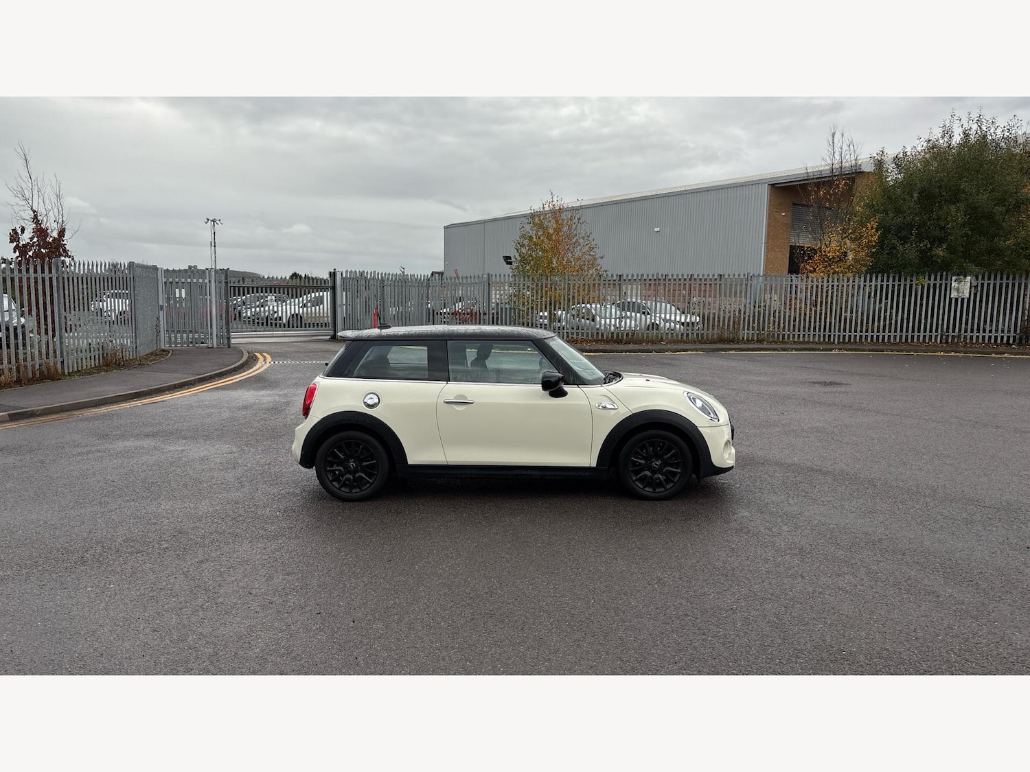 Used MINI Hatch 2020 for sale - 76549807: Photo 18