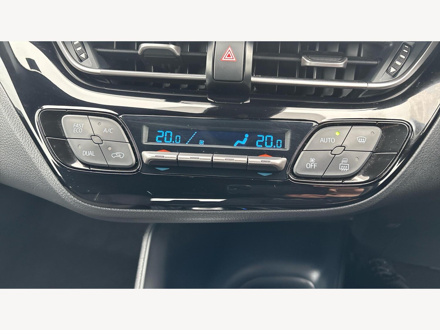 Used Toyota C-HR 2022 for sale - 77646371: Photo 23