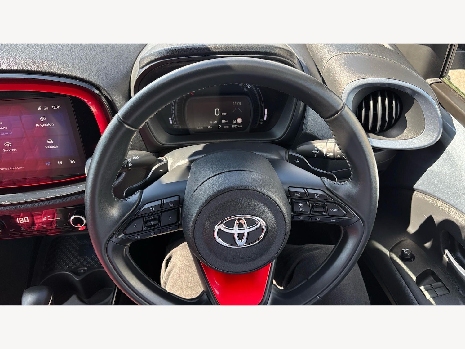 Used Toyota Aygo X 2023 for sale - 78170210: Photo 12
