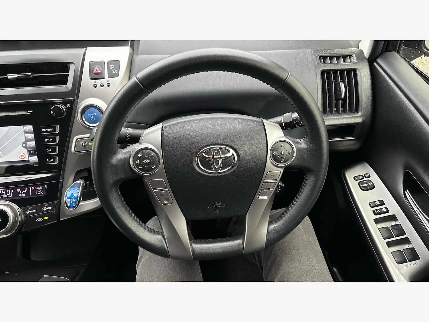 Used Toyota Prius+ 2020 for sale - 76952236: Photo 10