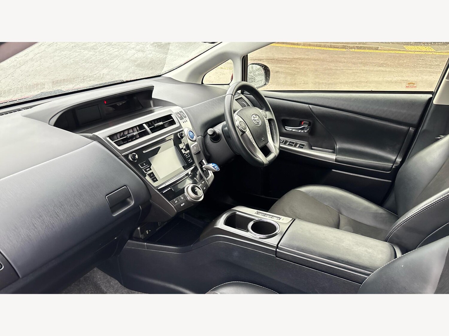 Used Toyota Prius+ 2020 for sale - 76952236: Photo 12