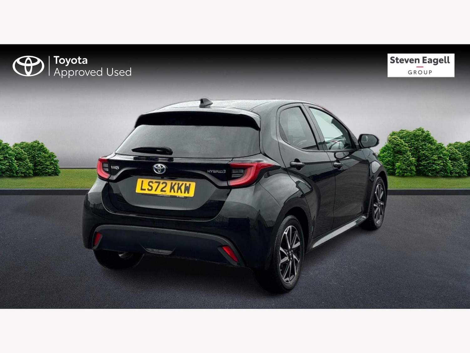 Used Toyota Yaris 2022 for sale - 76976441: Photo 2