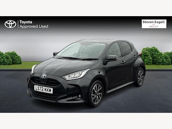 Used Toyota Yaris 2022 for sale - 76976441: Photo
