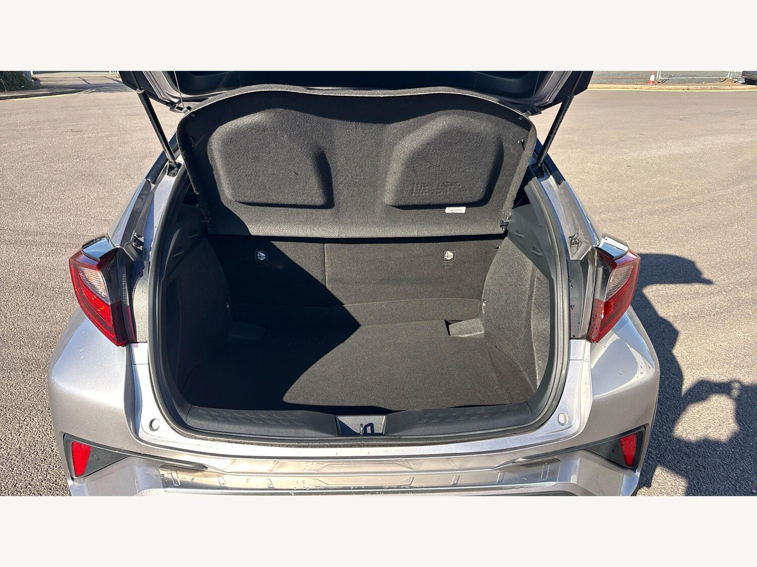 Used Toyota C-HR 2020 for sale - 78171058: Photo 15