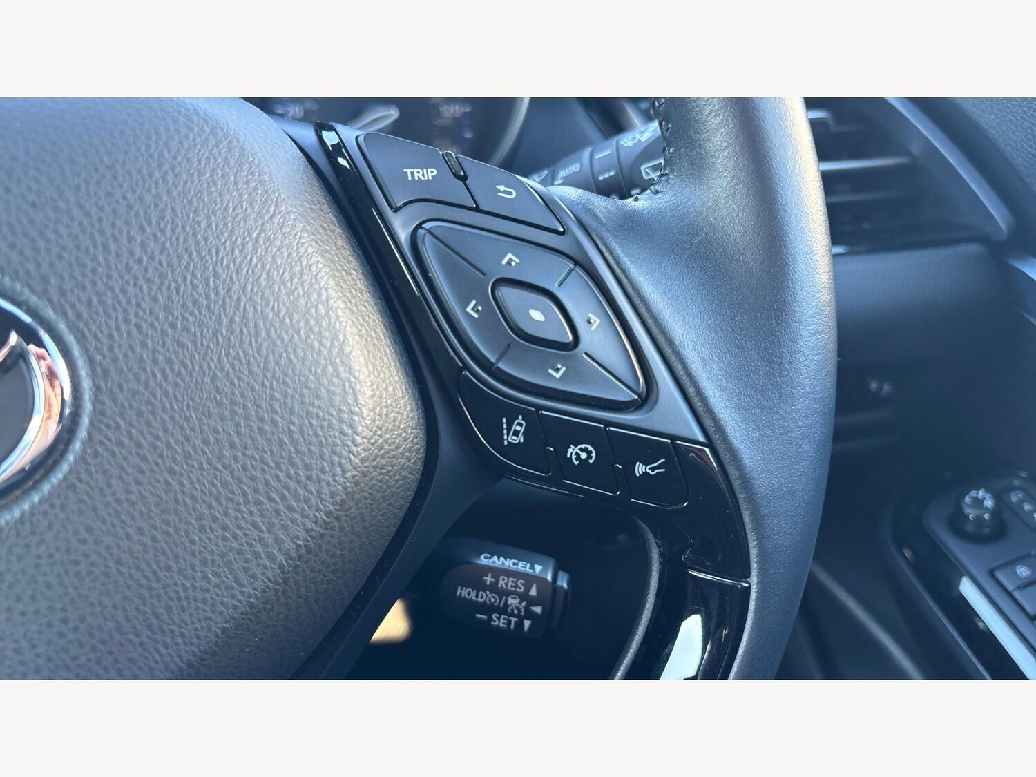 Used Toyota C-HR 2020 for sale - 78171058: Photo 34