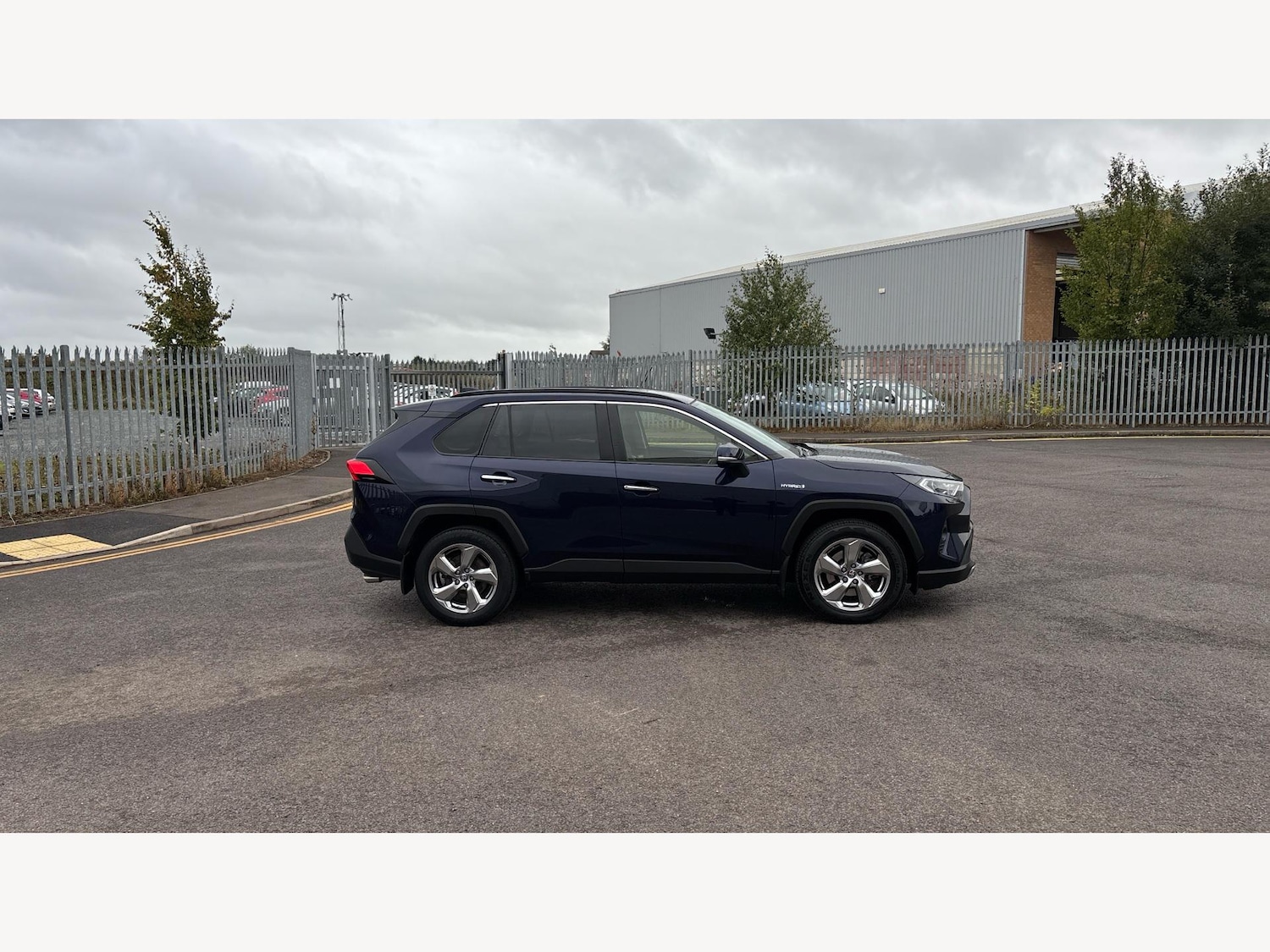 Used Toyota RAV4 2020 for sale - 75965349: Photo 18