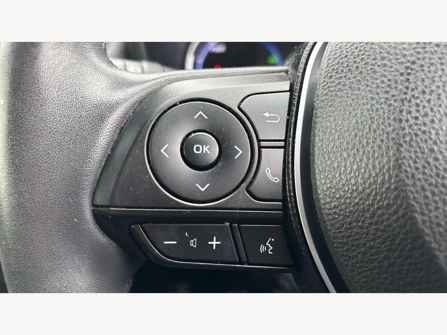 Used Toyota RAV4 2020 for sale - 75965349: Photo 24