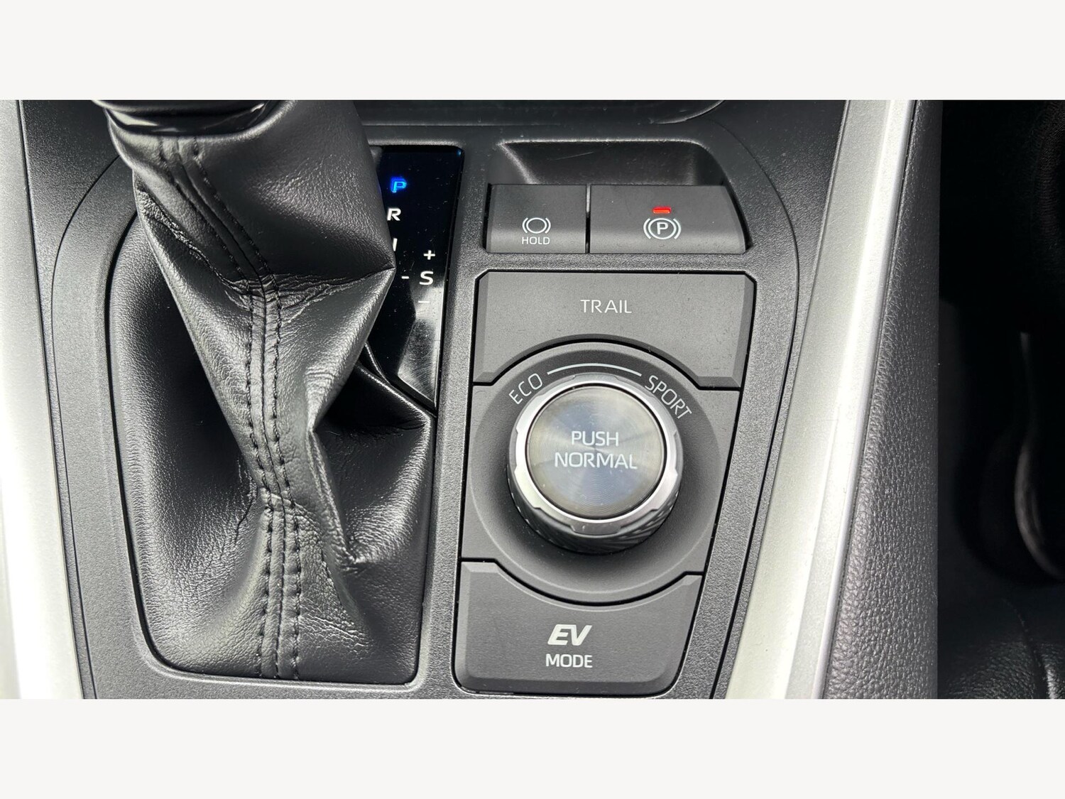 Used Toyota RAV4 2020 for sale - 75965349: Photo 26