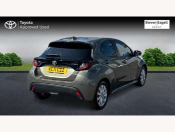Used Toyota Yaris 2021 for sale - 75153537: Photo