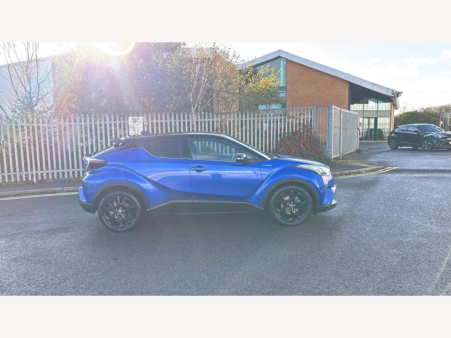 Used Toyota C-HR for sale - 76735486: Photo 18