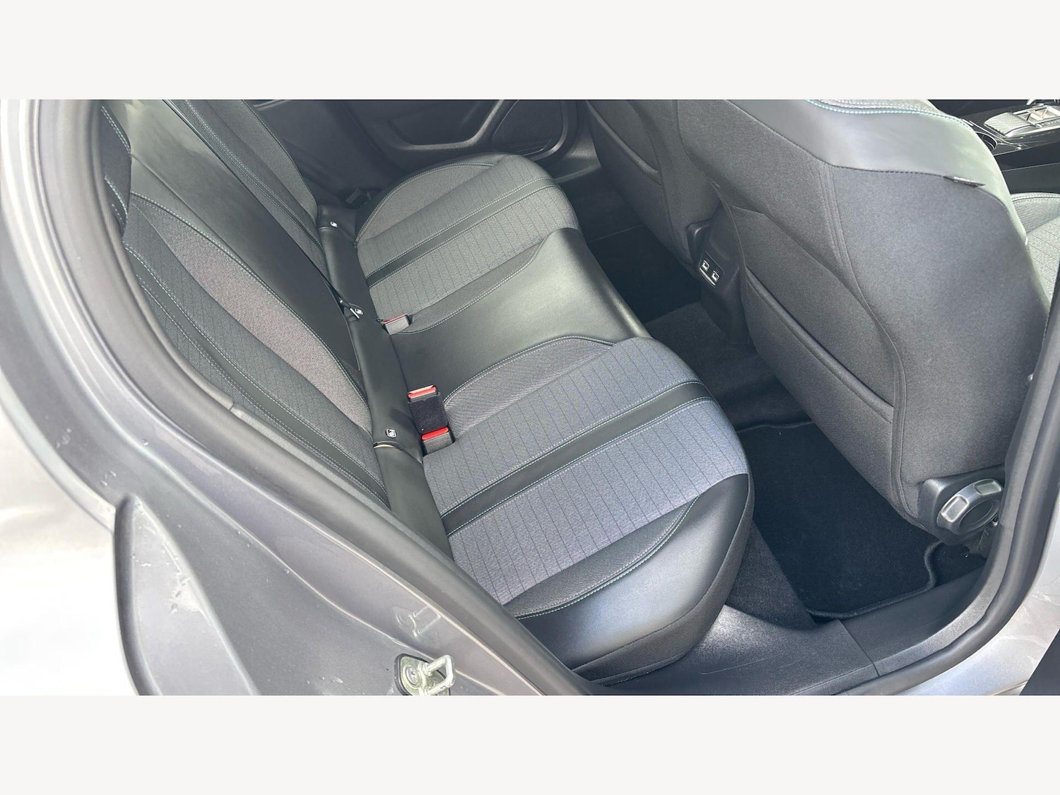 Used Peugeot 208 2023 for sale - 77939681: Photo 14