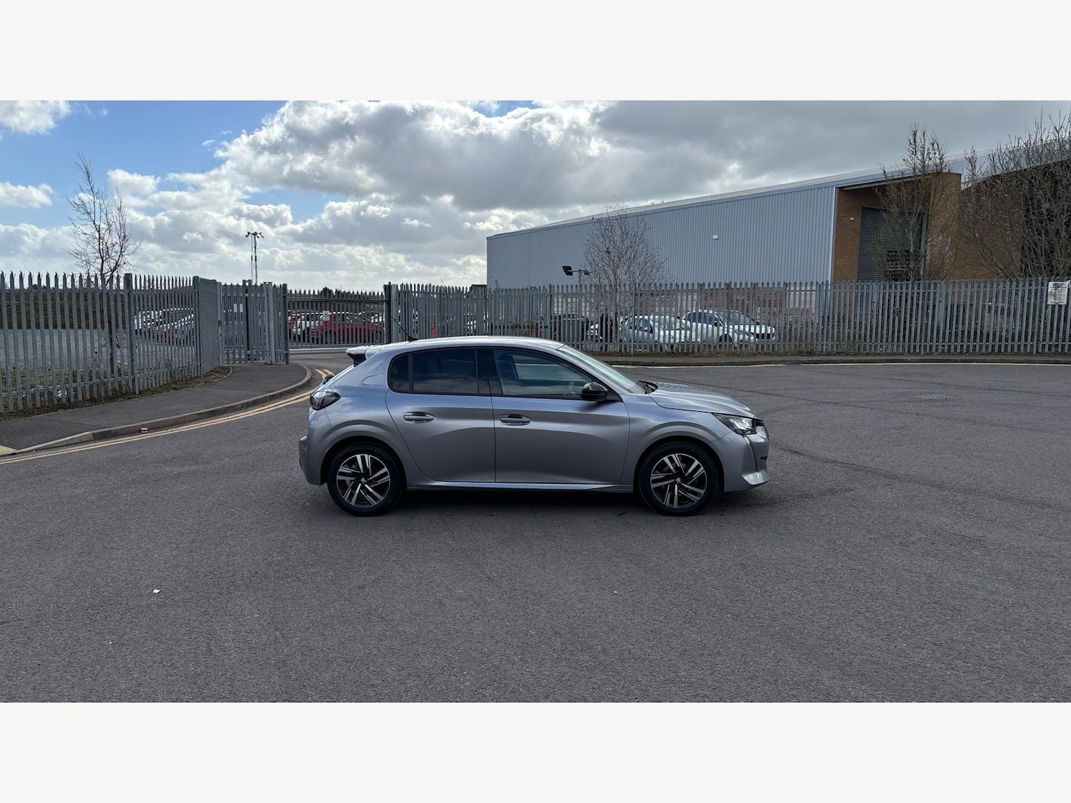 Used Peugeot 208 2023 for sale - 77939681: Photo 18