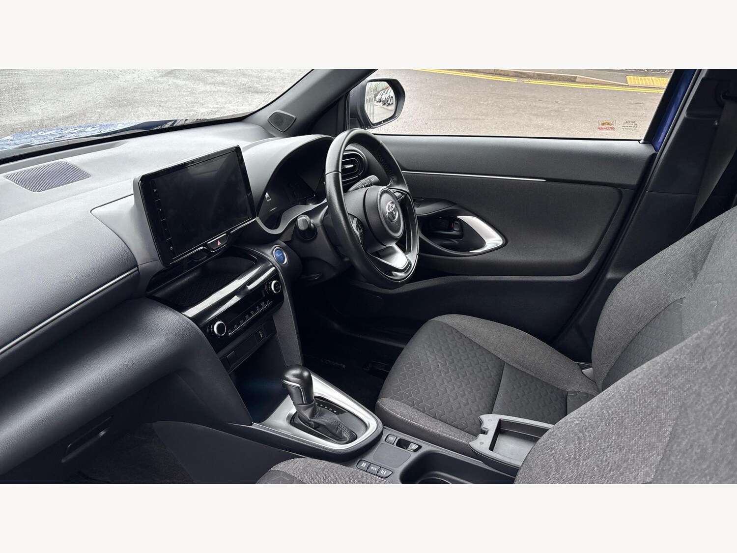 Used Toyota Yaris Cross 2022 for sale - 77175880: Photo 12
