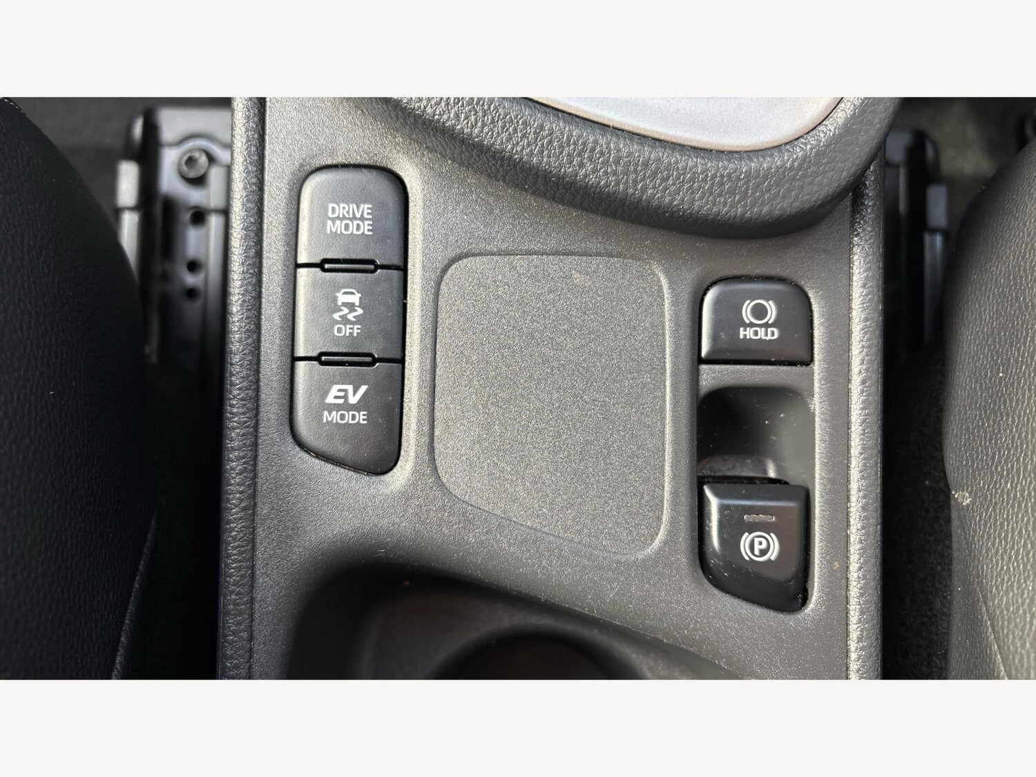 Used Toyota Yaris Cross 2022 for sale - 76456813: Photo 26