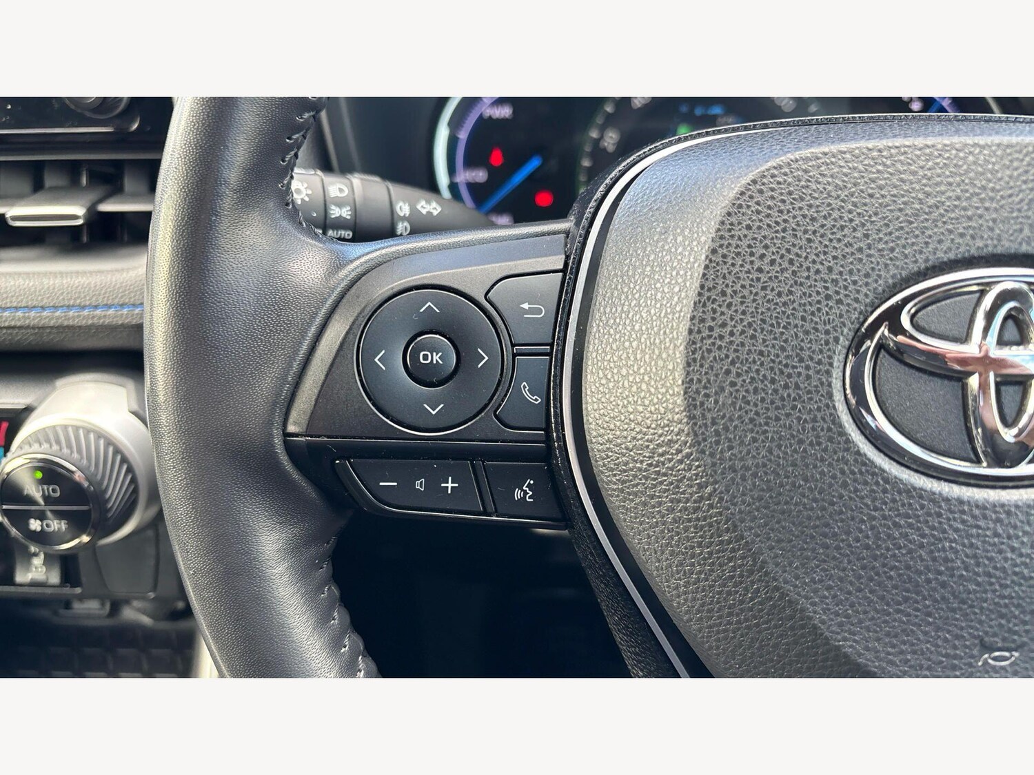 Used Toyota RAV4 2020 for sale - 78047135: Photo 24