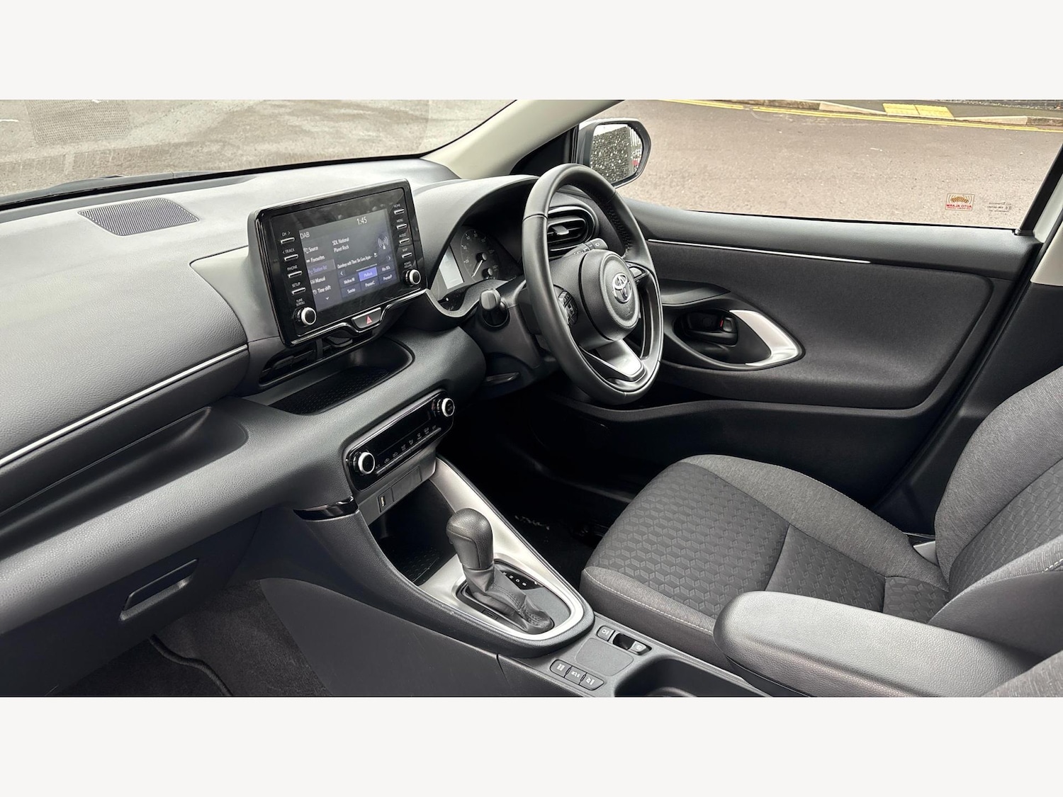 Used Toyota Yaris for sale - 77359316: Photo 12