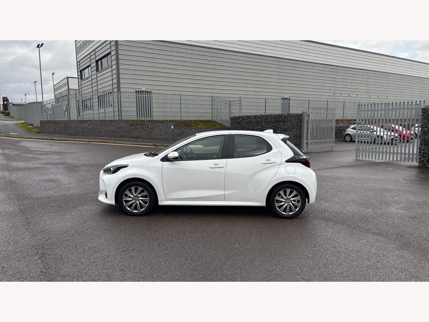 Used Toyota Yaris for sale - 77359316: Photo 19