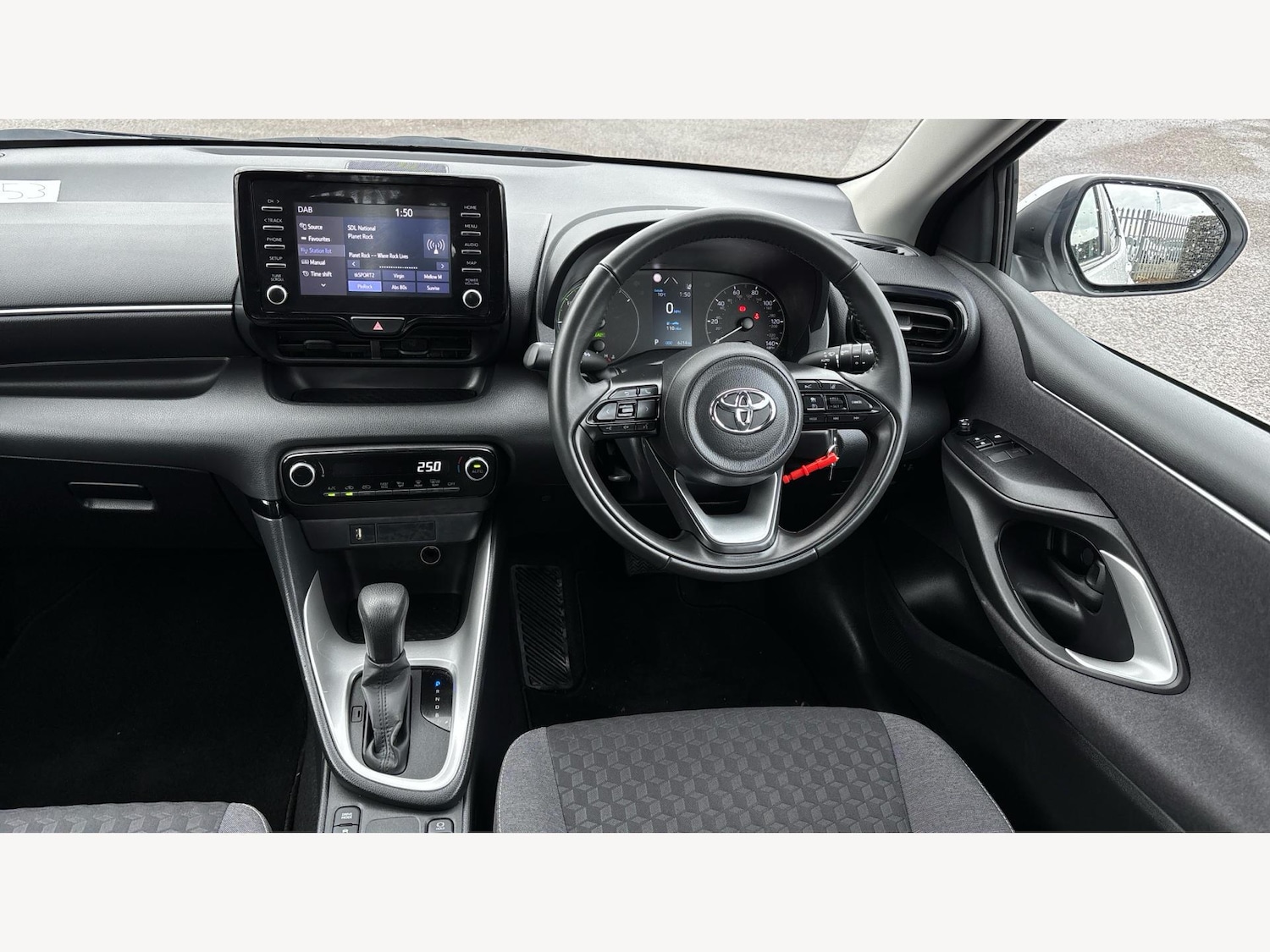 Used Toyota Yaris for sale - 77359316: Photo 7