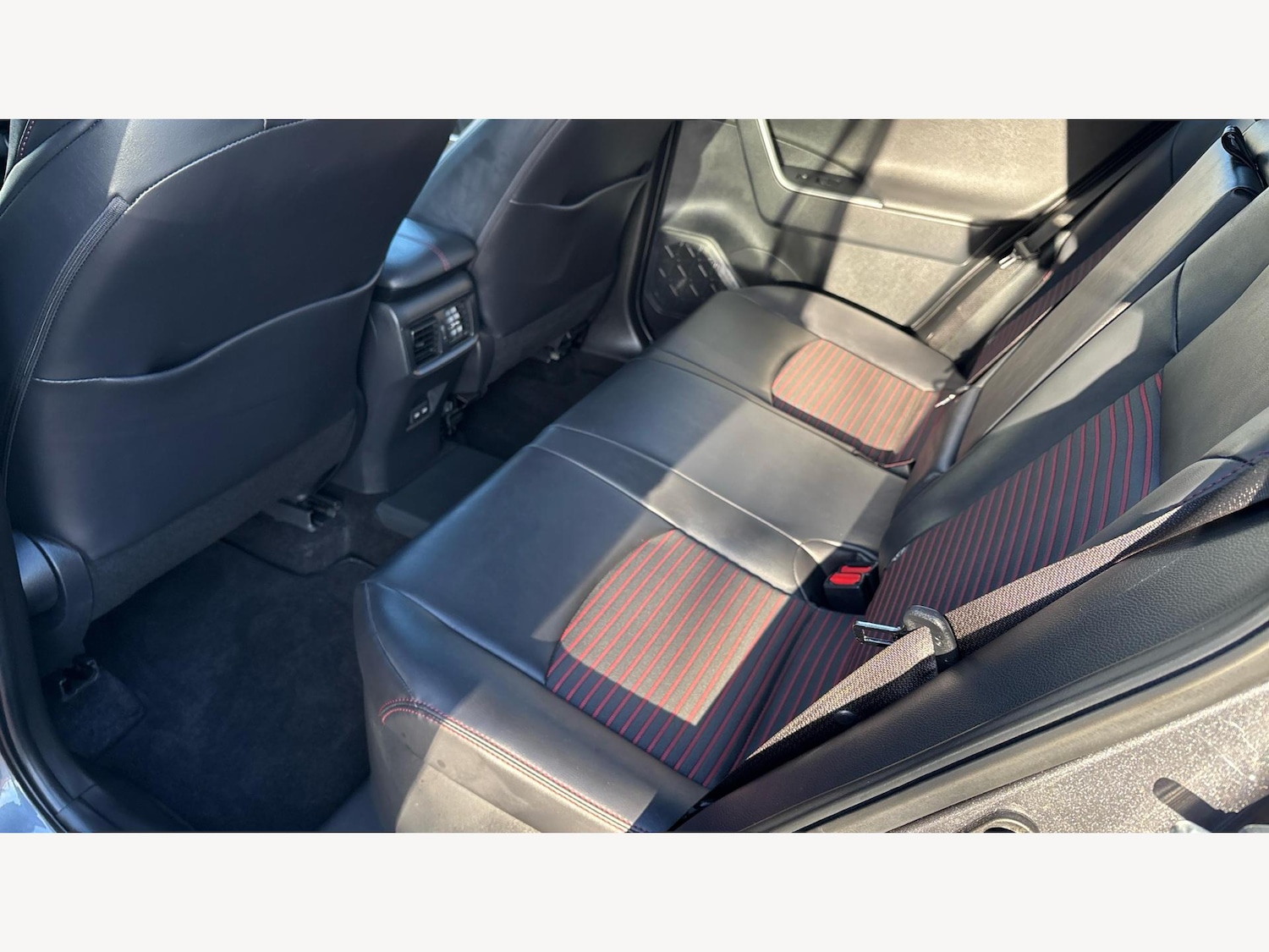 Used Toyota RAV4 2022 for sale - 77066446: Photo 15