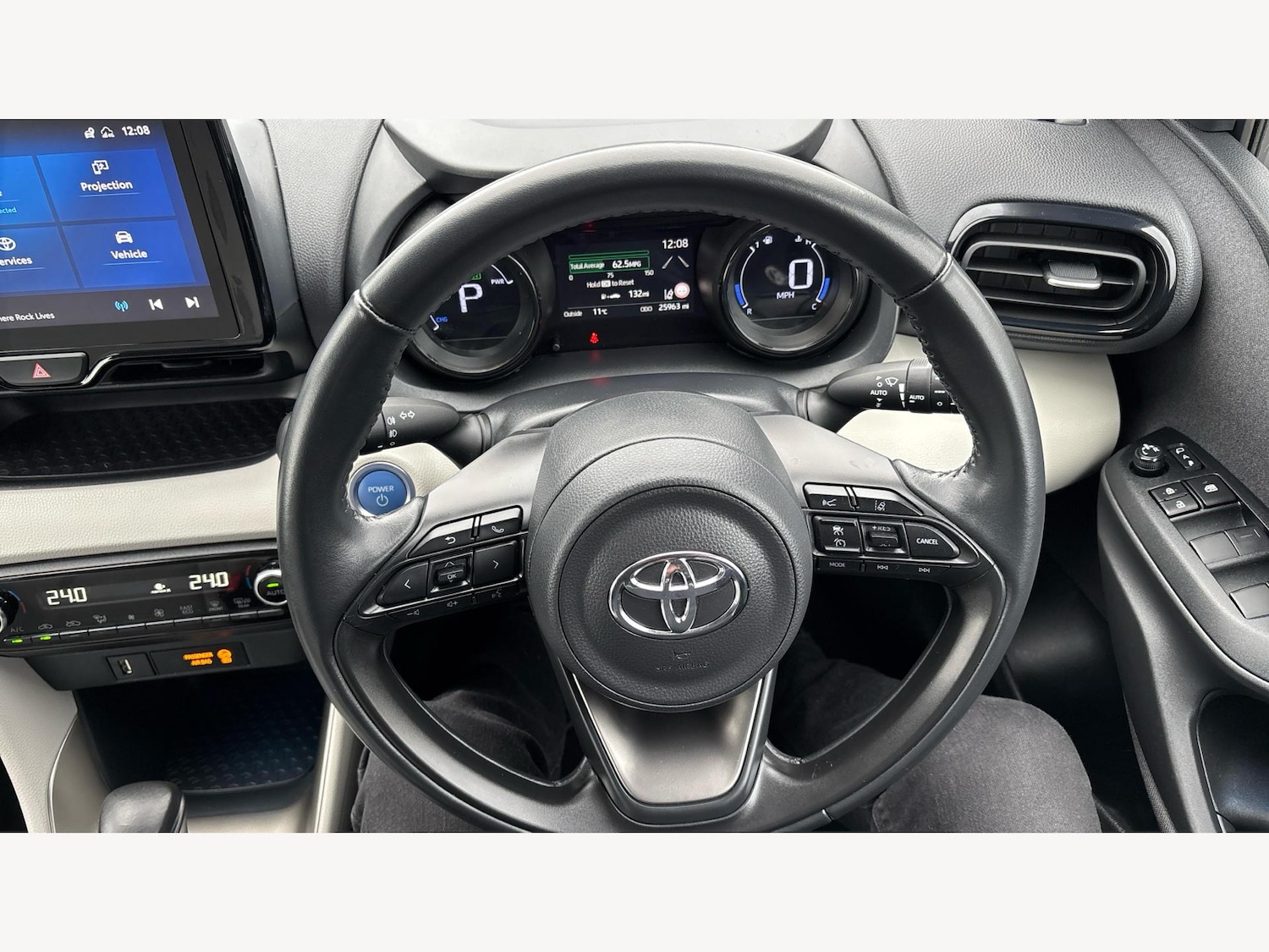 Used Toyota Yaris for sale - 77230502: Photo 10