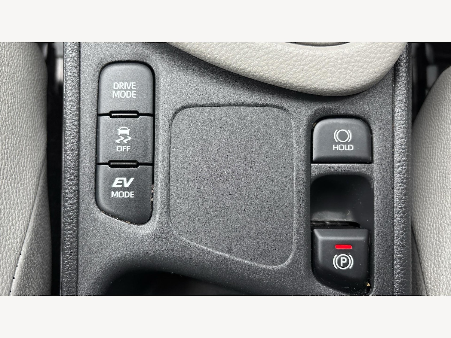 Used Toyota Yaris for sale - 77230502: Photo 26