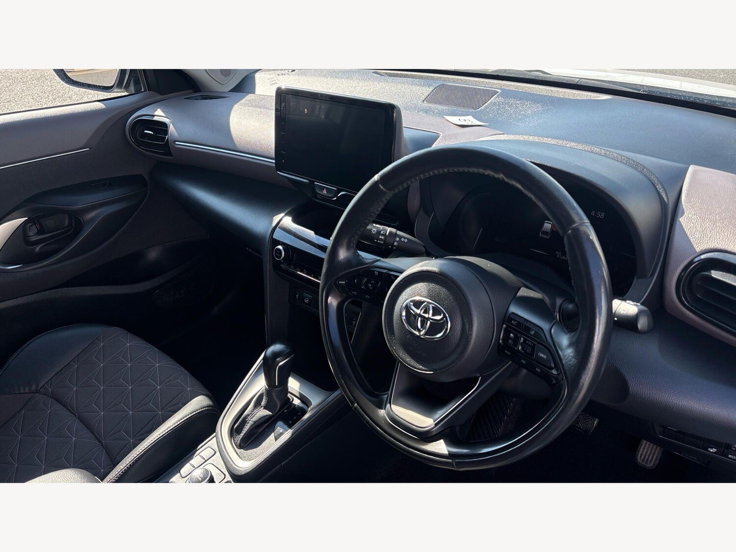 Used Toyota Yaris Cross 2023 for sale - 77969813: Photo 13