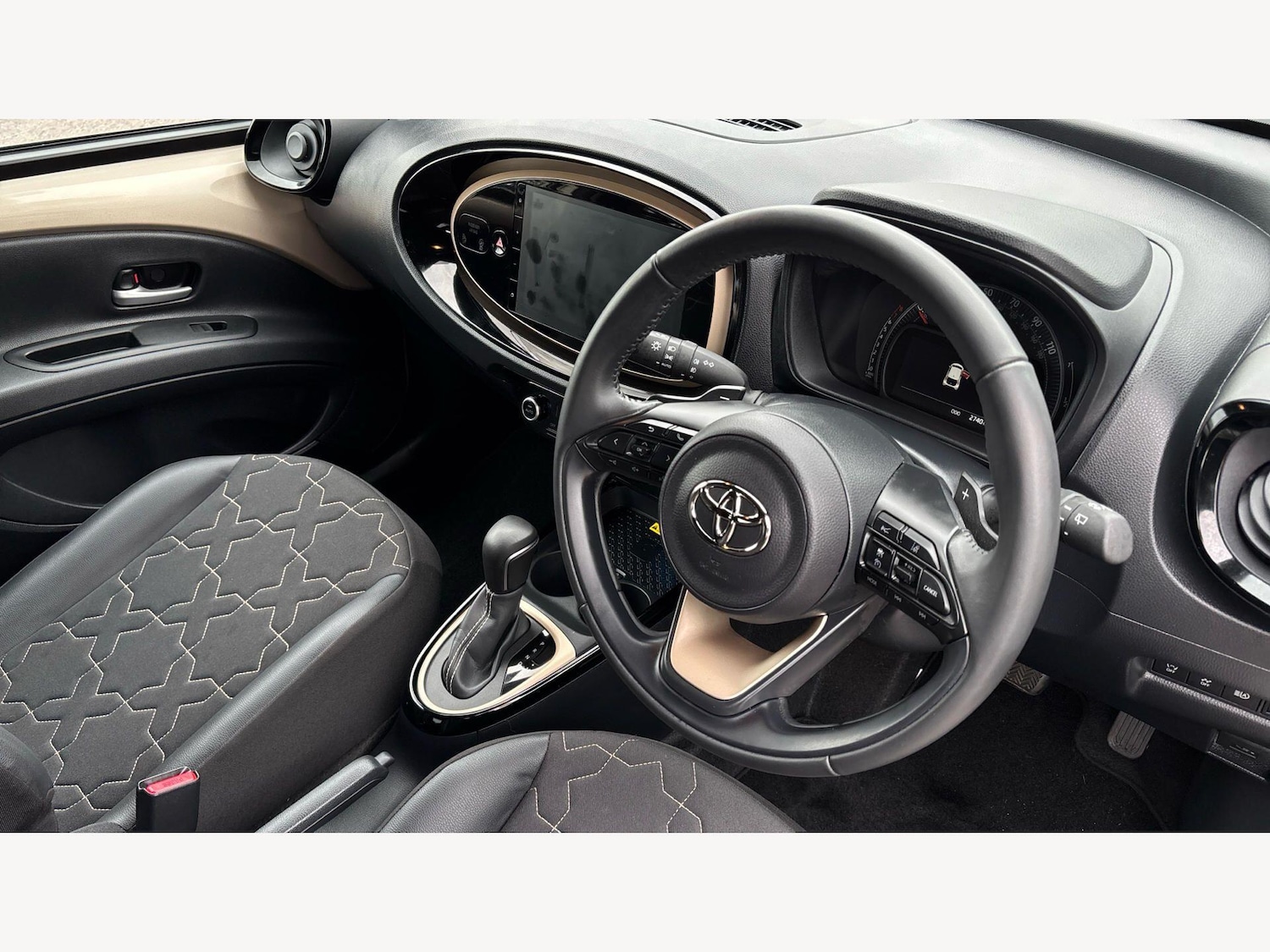 Used Toyota Aygo X 2024 for sale - 77645786: Photo 13