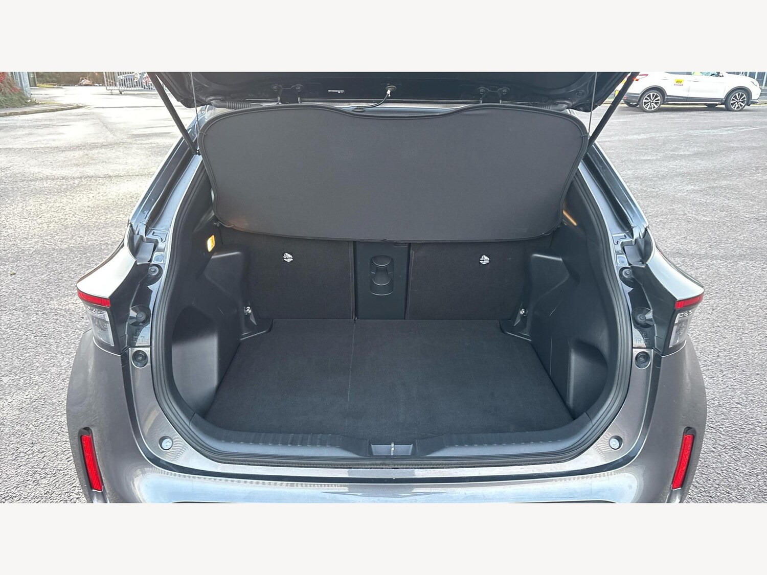 Used Toyota Yaris Cross 2025 for sale - 77253623: Photo 16