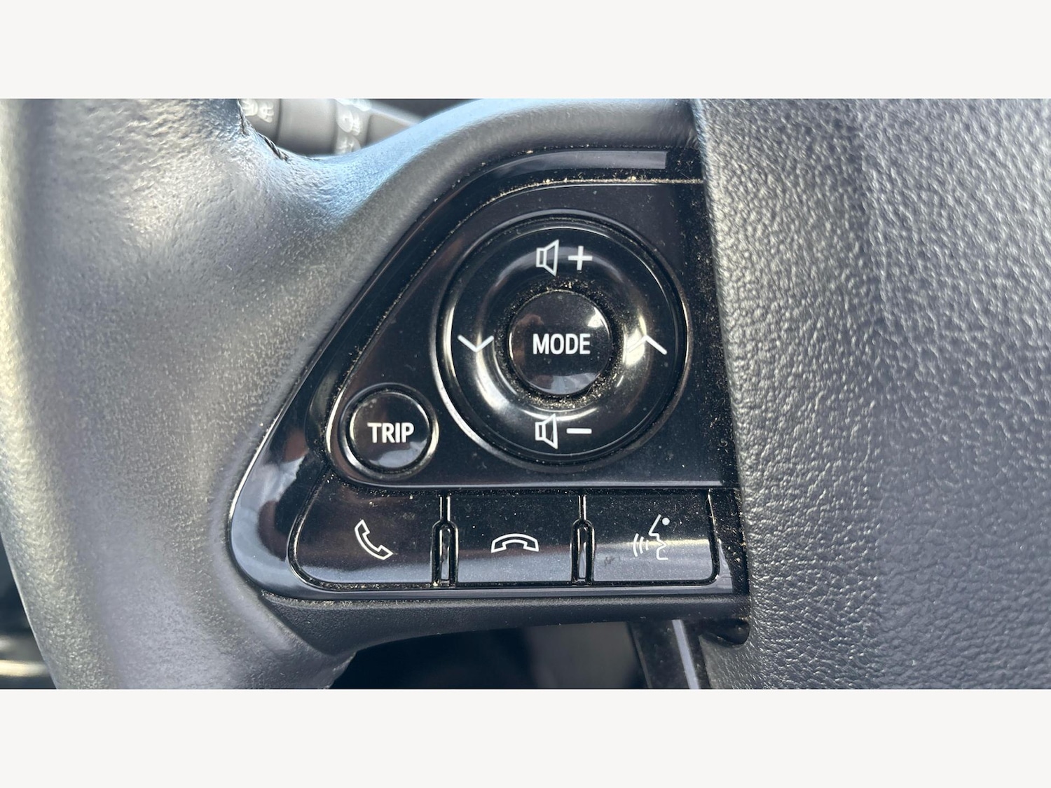 Used Toyota Prius 2020 for sale - 76151124: Photo 24