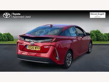 Used Toyota Prius 2020 for sale - 76151124: Photo 2