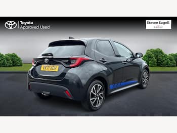 Used Toyota Yaris 2021 for sale - 79836454: Photo
