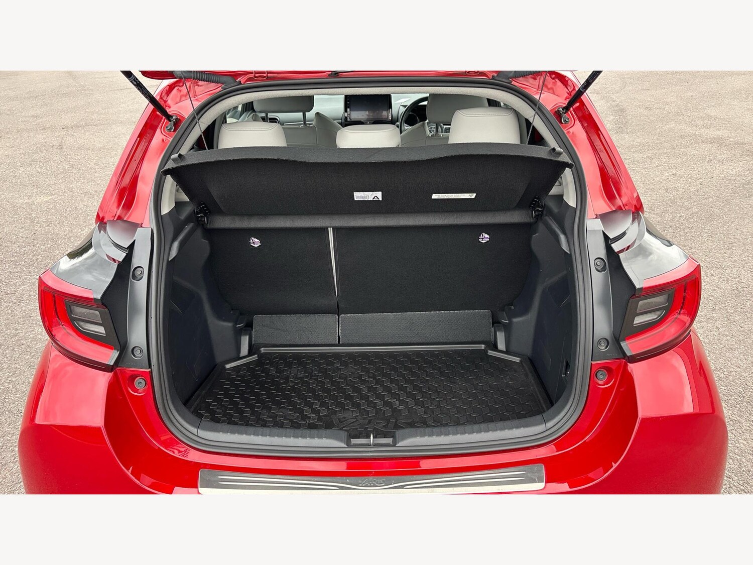 Used Toyota Yaris 2022 for sale - 76215053: Photo 16