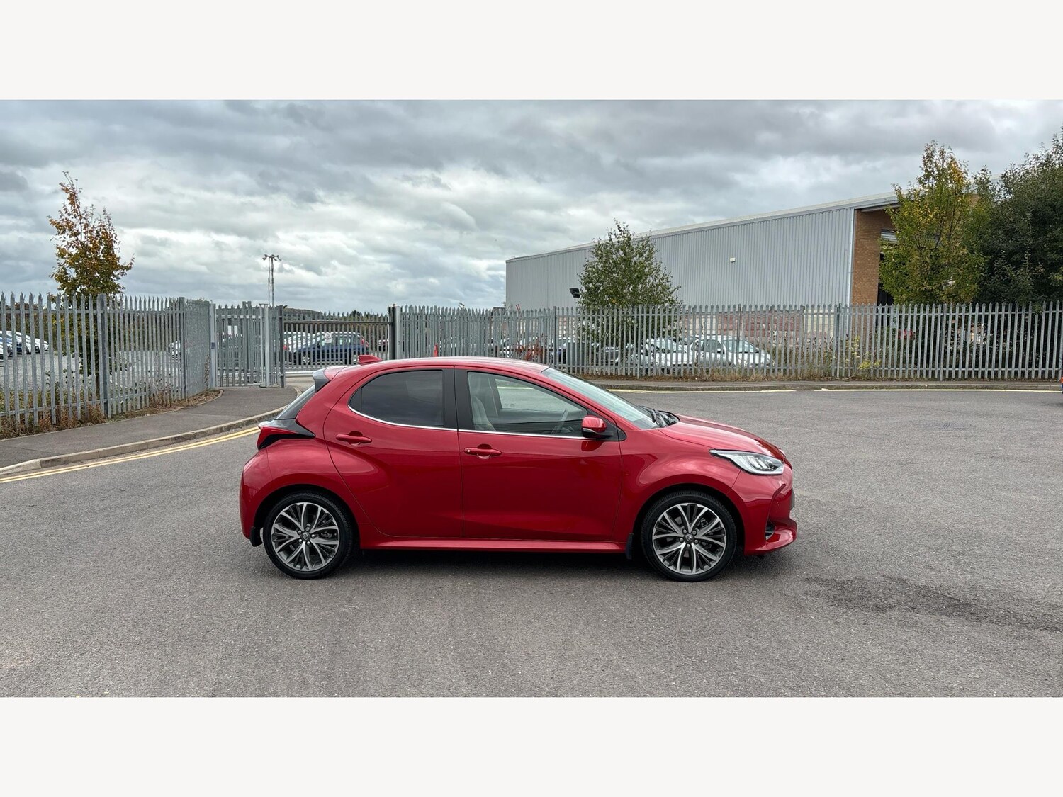 Used Toyota Yaris 2022 for sale - 76215053: Photo 18