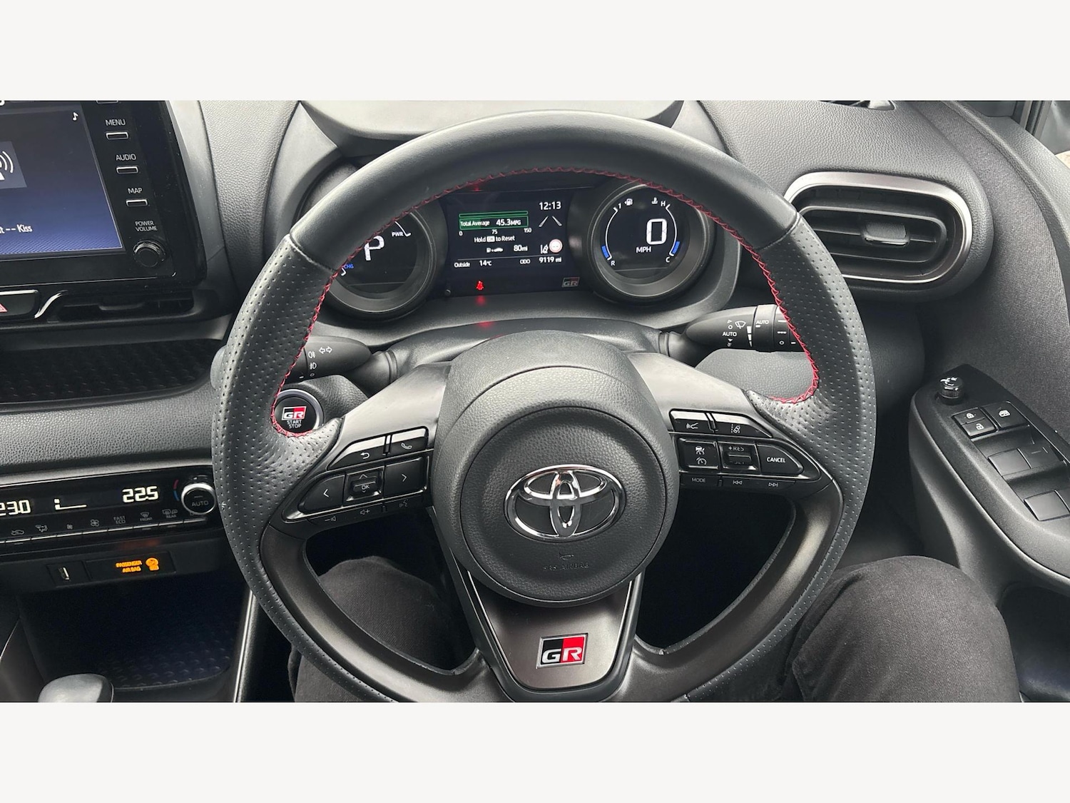 Used Toyota Yaris 2023 for sale - 76801028: Photo 10