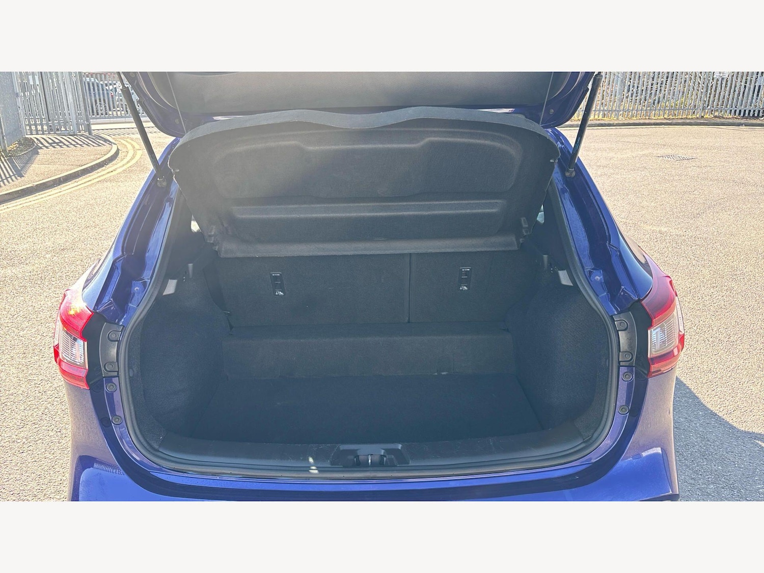 Used Nissan Qashqai 2021 for sale - 77970291: Photo 16