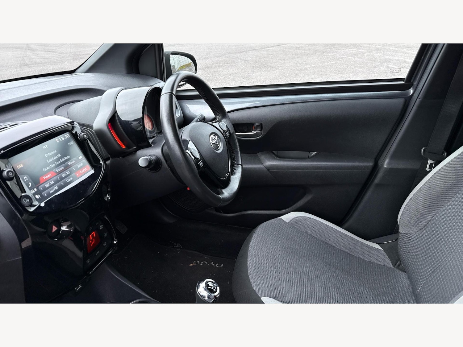 Used Toyota AYGO for sale - 77344588: Photo 13