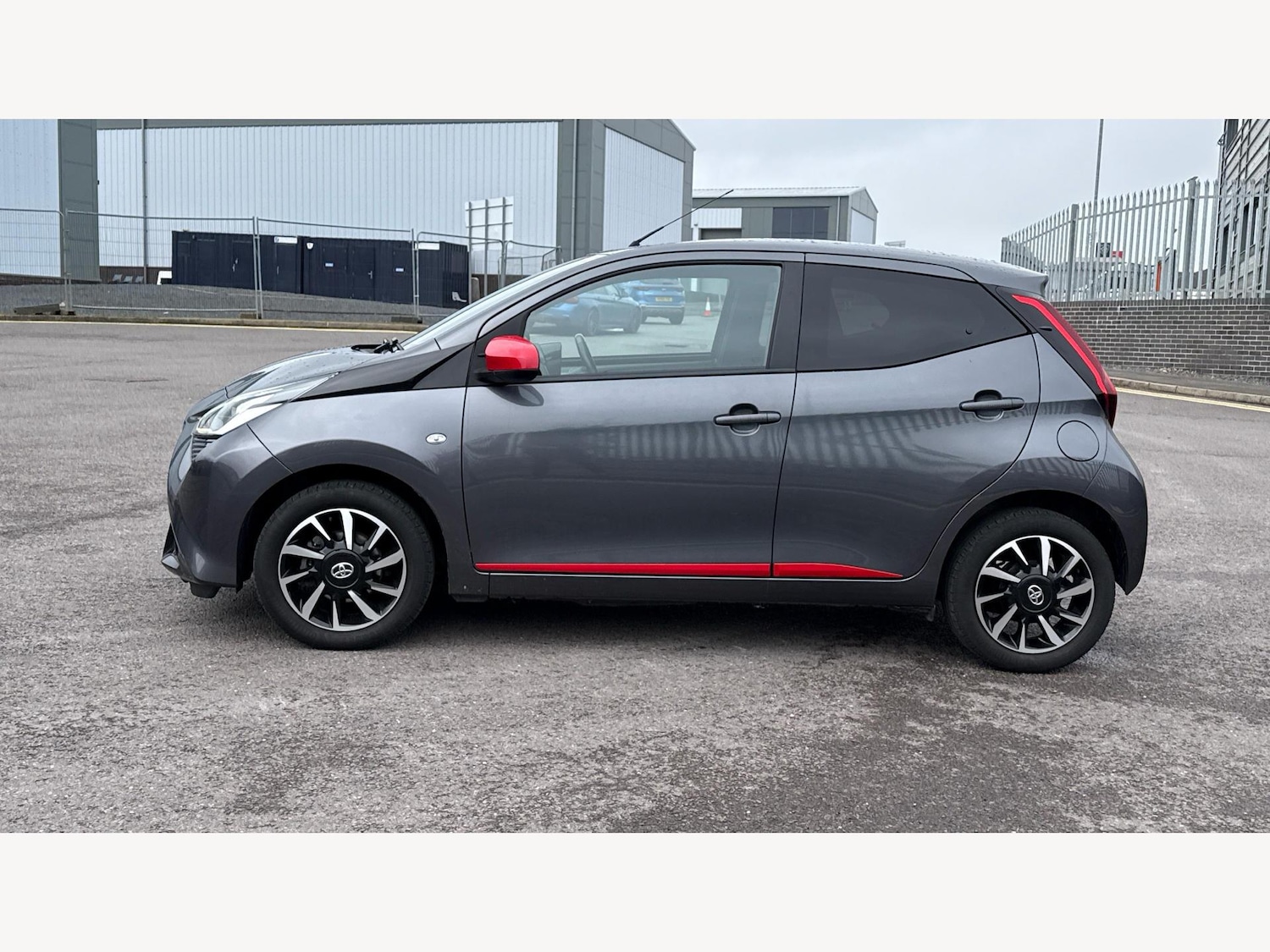 Used Toyota AYGO for sale - 77344588: Photo 19