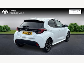 Used Toyota Yaris 2023 for sale - 75755993: Photo