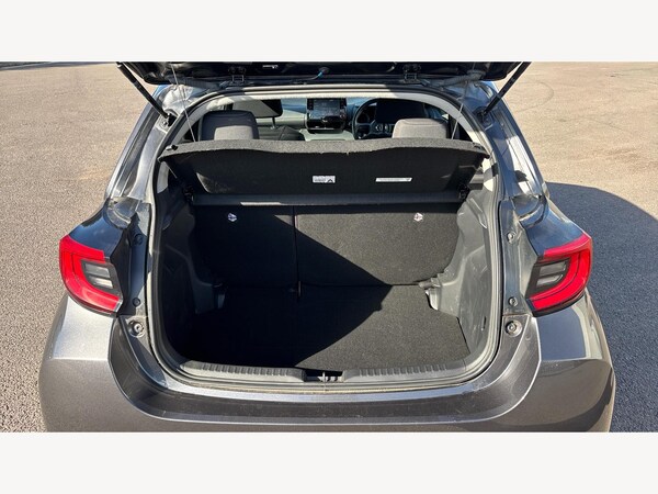 Used Toyota Yaris 2022 for sale - 76188920: Photo 16