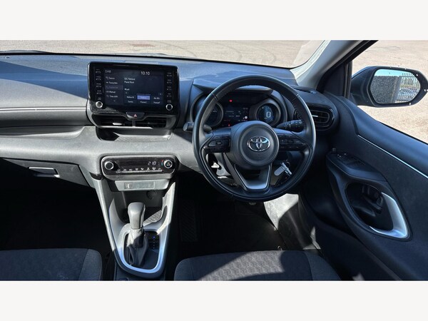 Used Toyota Yaris 2022 for sale - 76188920: Photo 7