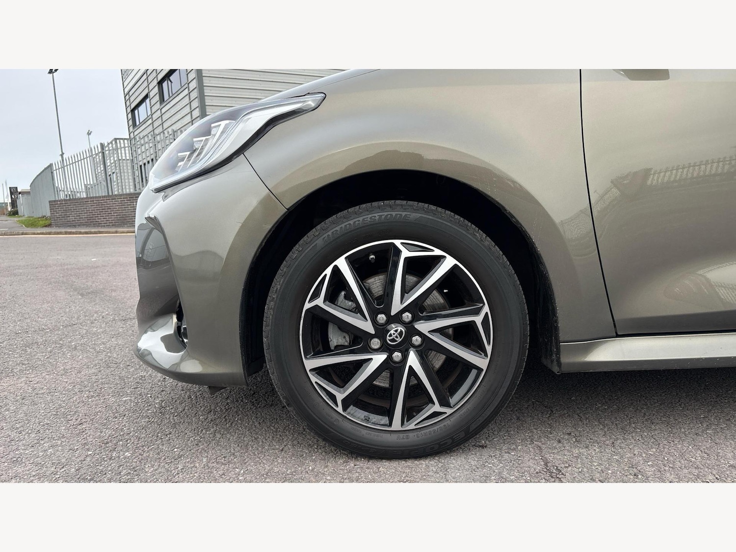 Used Toyota Yaris 2023 for sale - 77598152: Photo 20