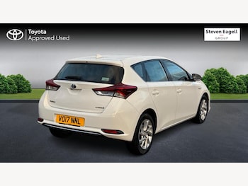 Used Toyota Auris 2017 for sale - 76714501: Photo