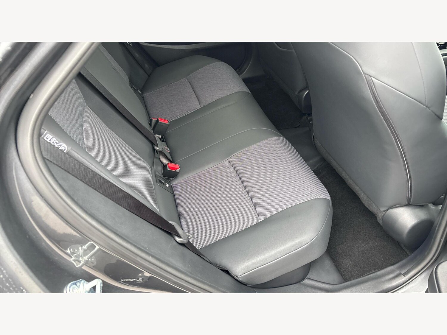 Used Toyota C-HR 2025 for sale - 77253795: Photo 14